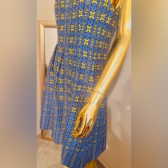 Nine West Blue and Yellow Geometric Patterned Women's Dress, Pre-Loved, Size 8P - Picture 6 of 12
